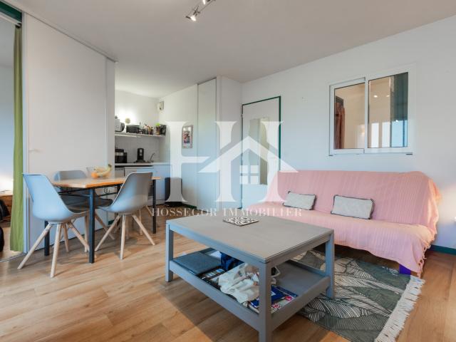T2 AVEC LOGGIA À 200 M DE LA PLAGE À HOSSEGOR
