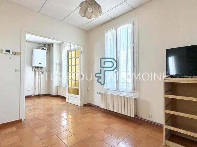 APPARTEMENT 2 PIÈCES À 5 MINUTES À PIED DU MÉTRO 14