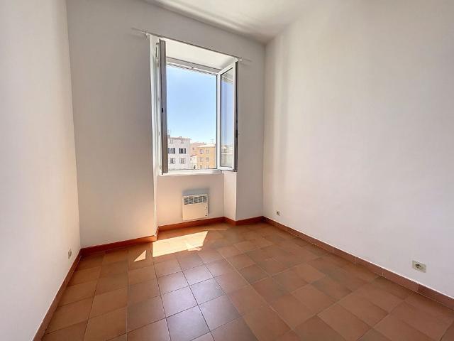 Appartement 2 pièces AJACCIO Ultra centre
