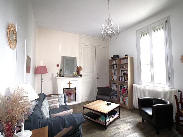 APPARTEMENT 2 PIECES, ANGERS, QUARTIER NEY / JARDIN DES PLANTES