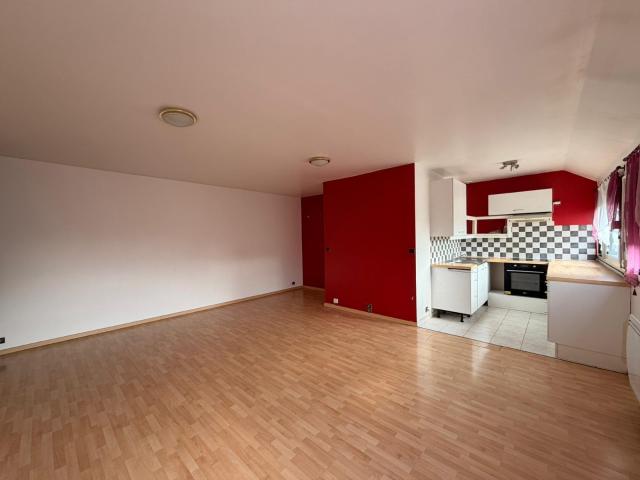 APPARTEMENT 2 PIÈCES ARPAJON QUARTIER CENTRE VILLE