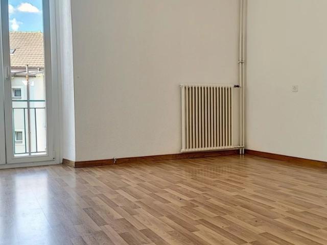 Appartement 2 pièces au 1er étage à louer au centre de Bex Comptoir Immobilier
