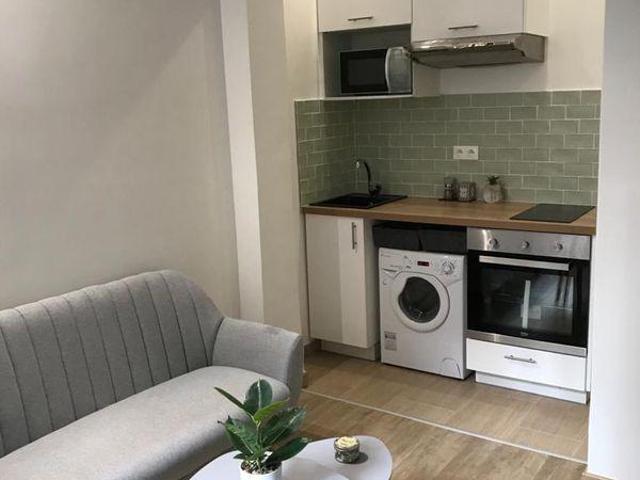 Appartement 2 pièces au pied du métro