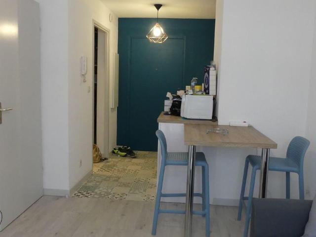 Appartement 2 pièces avec grande terrasse