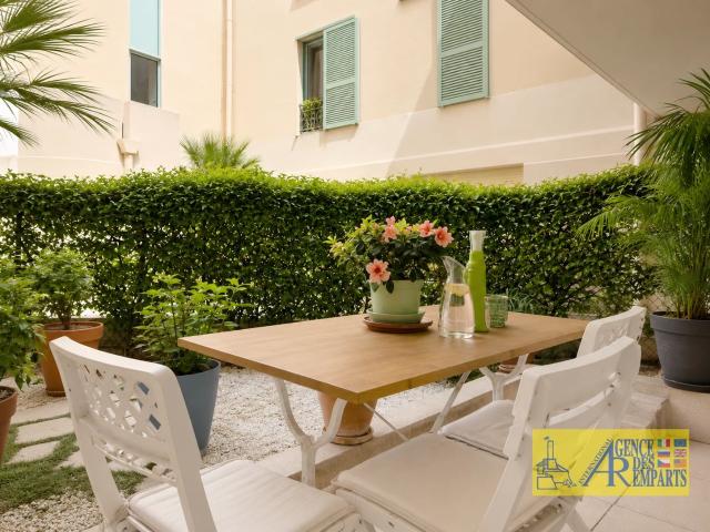 Appartement 2 pièces avec jardin privatif et parking Valla
