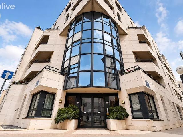Appartement 2 pièces avec loggia, cave et parking borne VE – Résidence sécurisée Les Jardins Danjou
