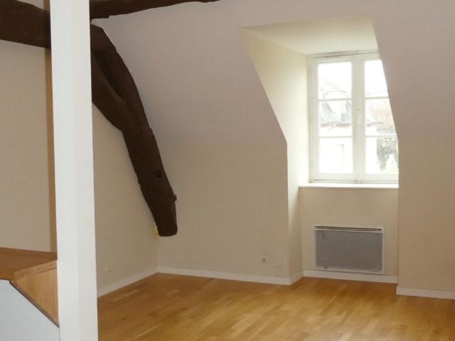 APPARTEMENT 2 PIÈCES AVEC PARKING