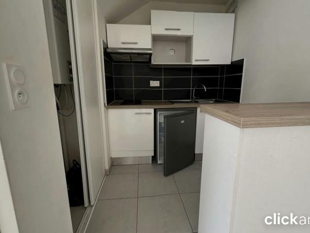 Appartement 2 pièces avec terrasse, jardin et parking – Résidence récente à Livry Gargan