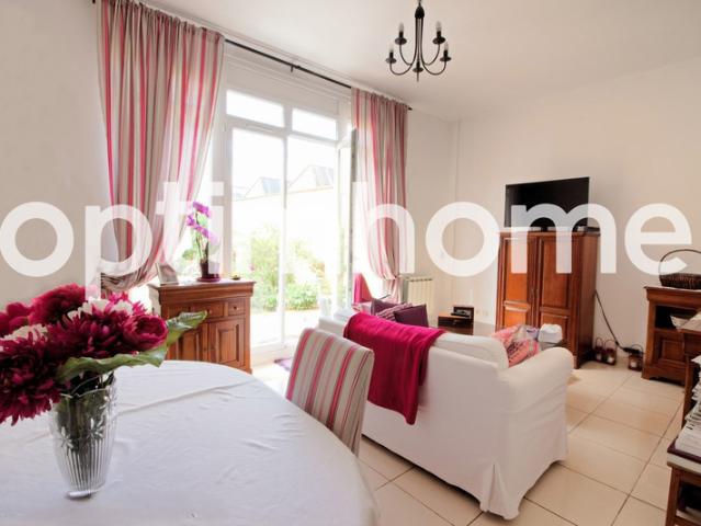 Appartement 2 pièces avec un petit jardin CHAMPAGNE SUR SEINE 77