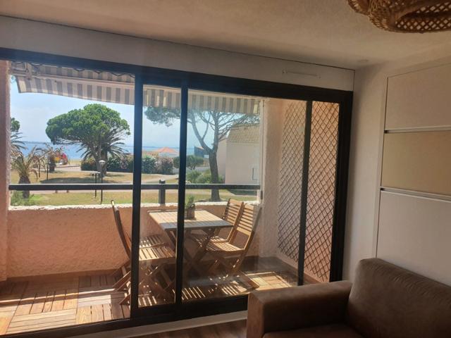Appartement 2 pièces avec vue magnifique sur parc et lac mar