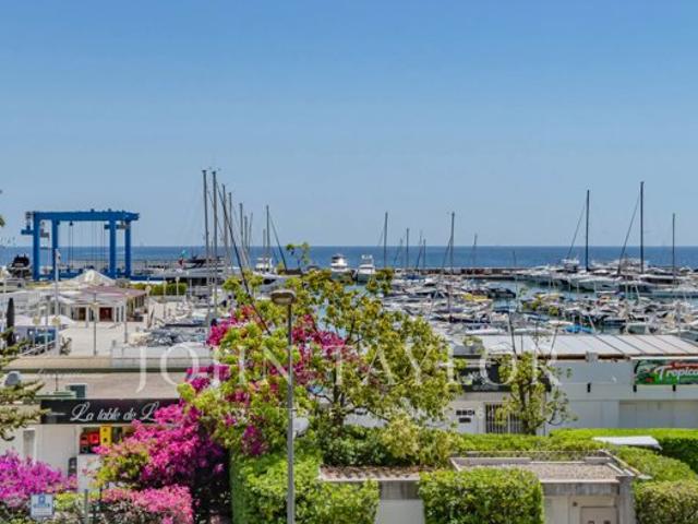 Appartement 2 Pièces avec Vue Mer Résidence de standing