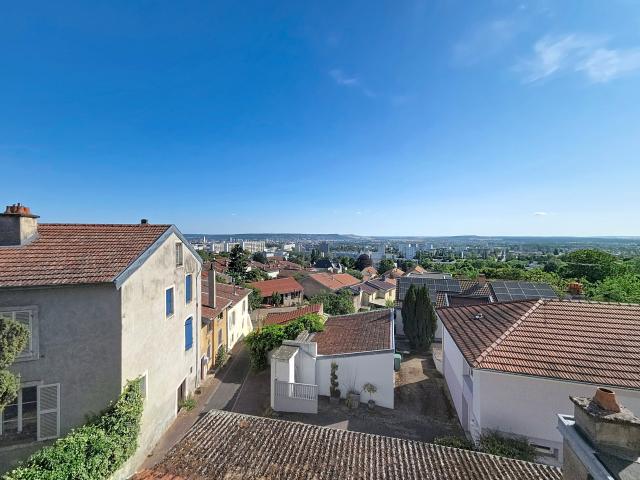 Appartement 2 pièces avec vue panoramique Vandœuvre Village 57 500 €