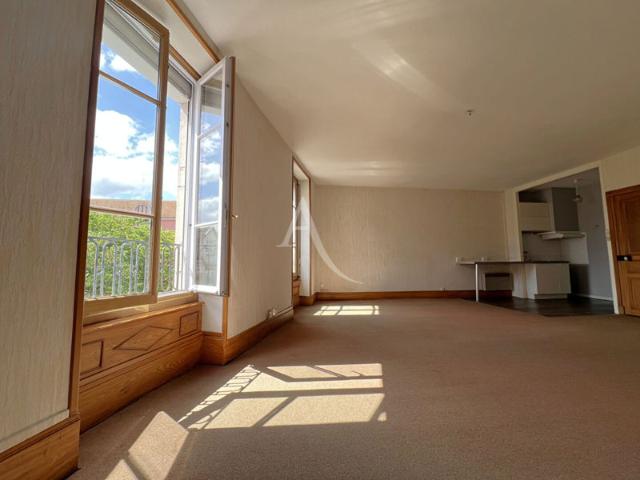 Appartement 2 pièces centre ville 66.47 m2