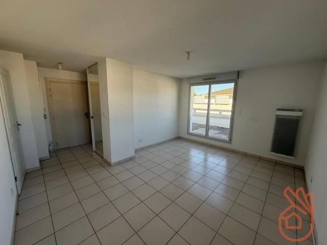 Appartement 2 pièces de 41,24 m² balcon de 11,47 m² et parking e