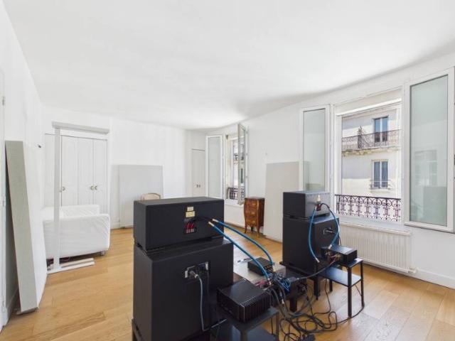 Appartement 2 pièces de 47 m2 Dernier étage, lumineux et entièrement entretenu