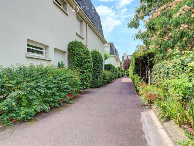 Appartement 2 pièces de 47m2 avec jardin de 150m2, Le Perreux Sur Marne