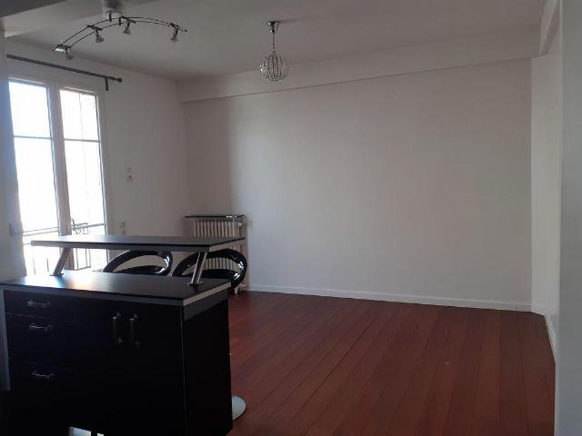 Appartement 2 pièces de 44 m², ensoleillé