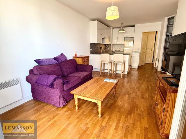 Appartement 2 pièces de 48 m2 avec balcon et parking en sous sol En plein centre ville