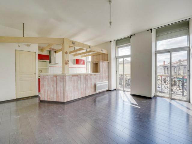 Appartement 2 pièces de 48m2 Carrez avec balcon