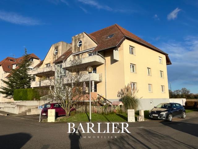 Appartement 2 pièces de 52m2 avec une terrasse, un garage et une cave