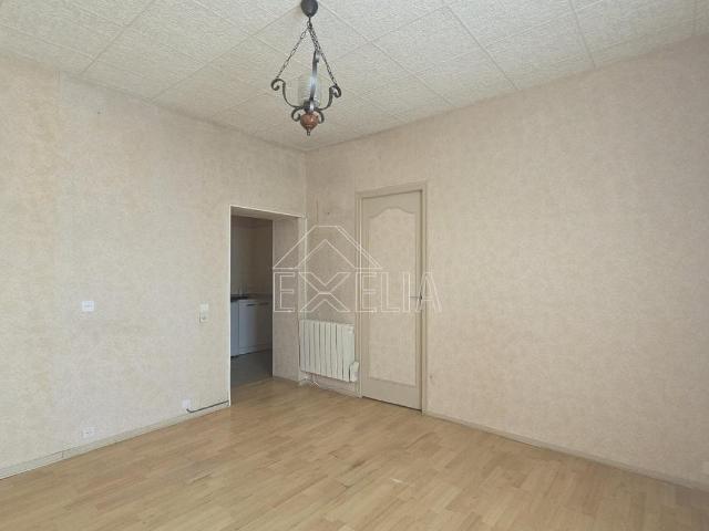 Appartement 2 pièces de 37 m² au 1er étage PROCHE GARE EN CENTRE VILLE DE MANTES LA JOLIE