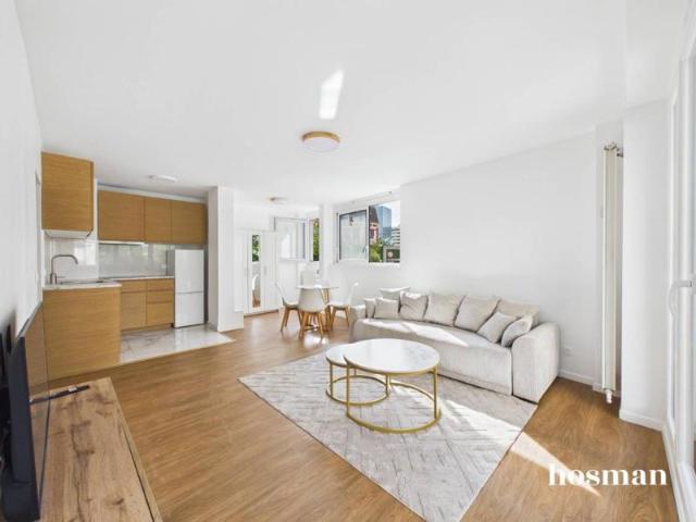 Appartement 2 pièces de 35 m² avec balcon Rue Chauvelot, Paris