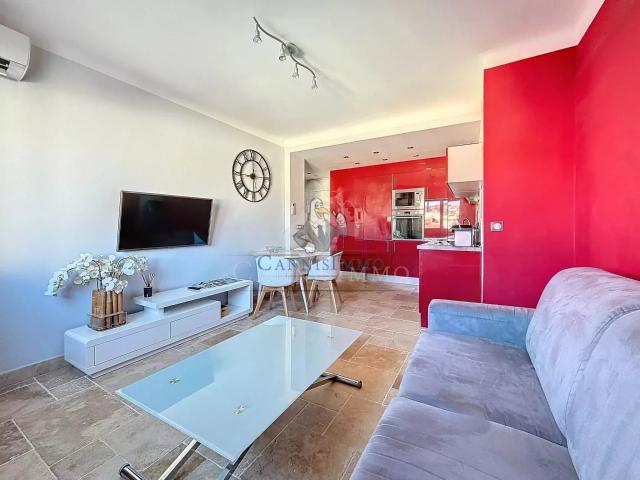 APPARTEMENT 2 PIECES RUE D'ANTIBES