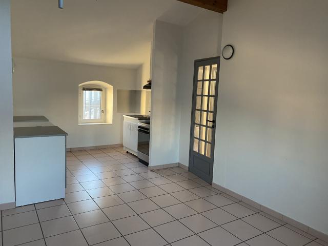 APPARTEMENT 2 PIECES EN CENTRE VILLE CASTELNAUDARY