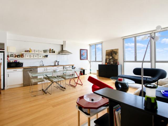 Appartement 2 pièces en étage élevé