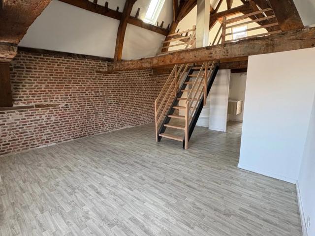 Appartement 2 pièces et mezzanine au coeur du Vieux Lille
