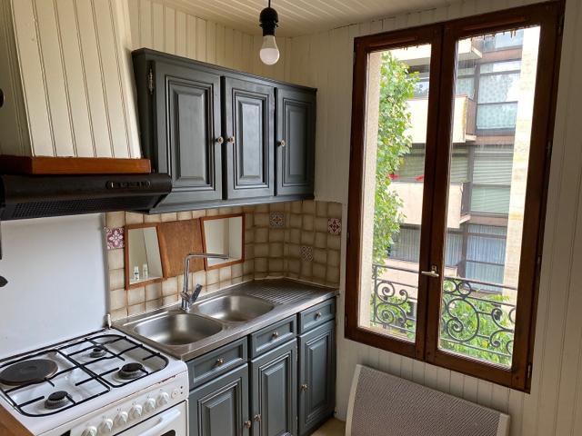 APPARTEMENT 2 PIECES FELIX FAURE LIMITE PUTEAUX