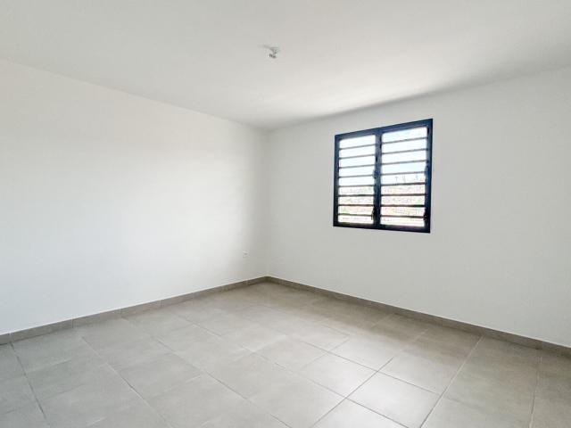 Appartement 2 pièces Fort de France 36.05m² 499€ à louer l'Adresse