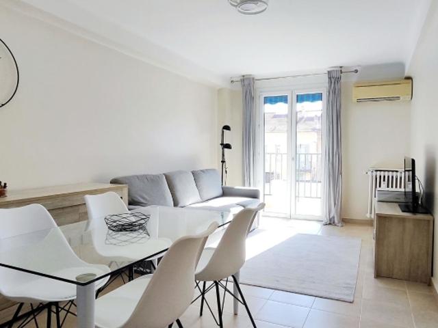 Appartement 2 pièces Golf Juan proche de la mer