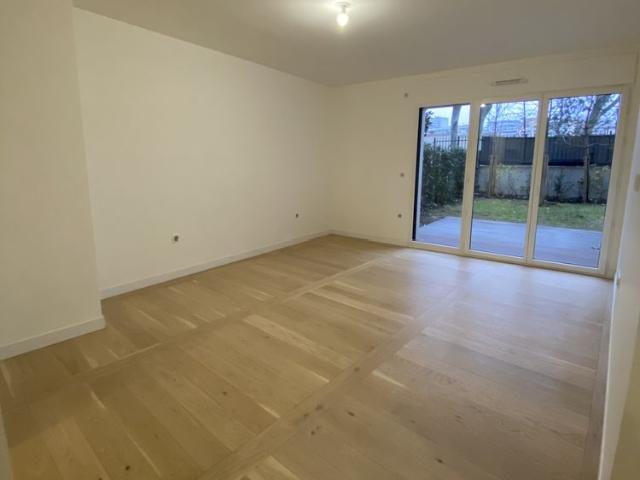 Appartement 2 pièces ile de la Jatte avec jardin!