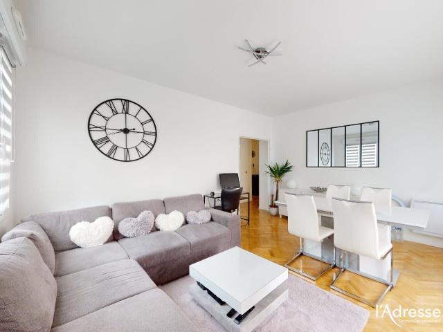 Appartement 2 pièces Le Plessis Robinson 45.32m² 1161€ à louer l'Adresse