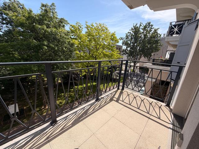 Appartement 2 pièces Le Plessis Robinson 40.02m² 1010€ à louer