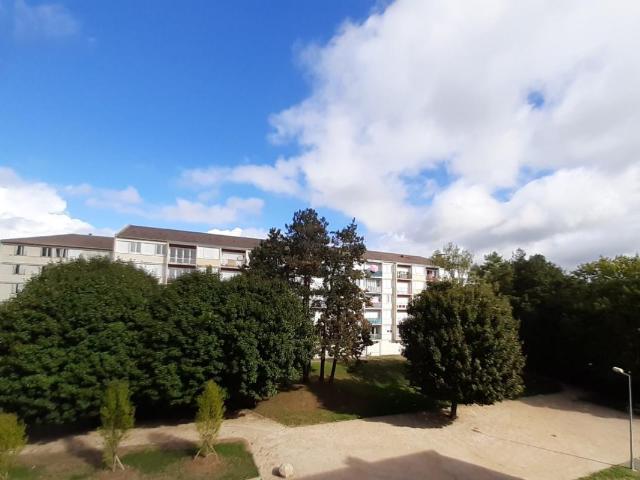 APPARTEMENT 2 PIECES LES CHENEVIERES HERICOURT