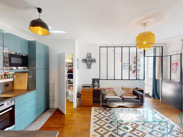 Appartement 2 pièces lumineux entièrement rénové