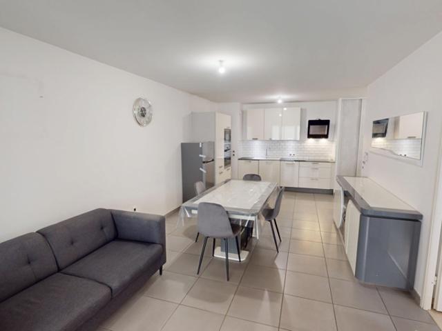 Appartement 2 Pièces meublé avec Loggia Meyzieu Centre