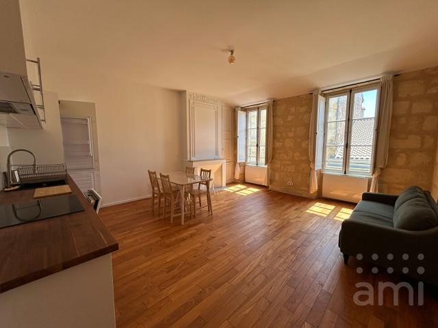 Appartement 2 pièces meublé de 49m2