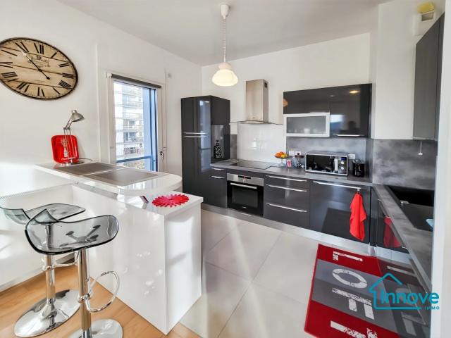 Appartement 2 pièces Paris 14 Balcon
