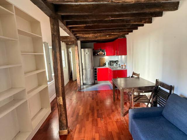 Appartement 2 pièces Paris 18ème arrondissement