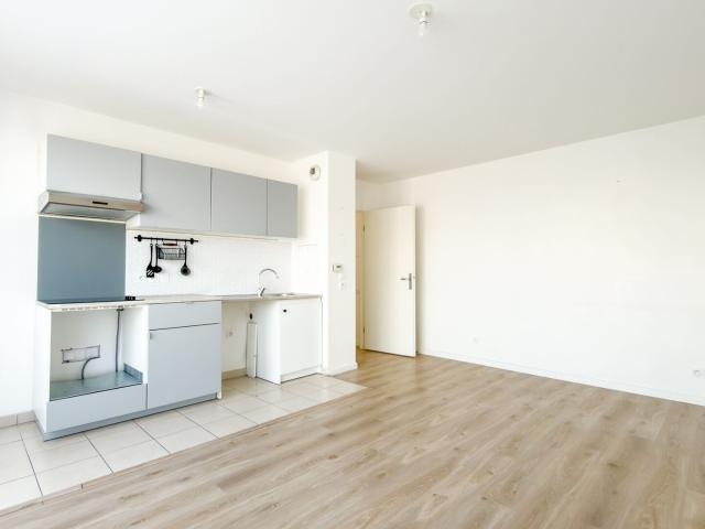 Appartement 2 pièces Quincy sous Sénart 40.10m² 825€ à louer
