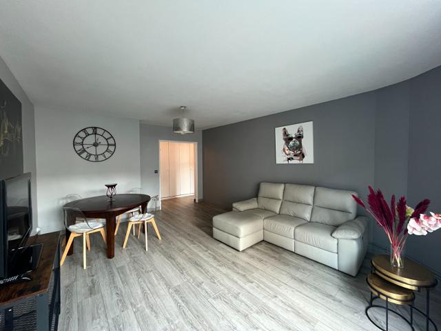 Appartement 2 pièces Reims 60.74m² 710€ à louer l'Adresse