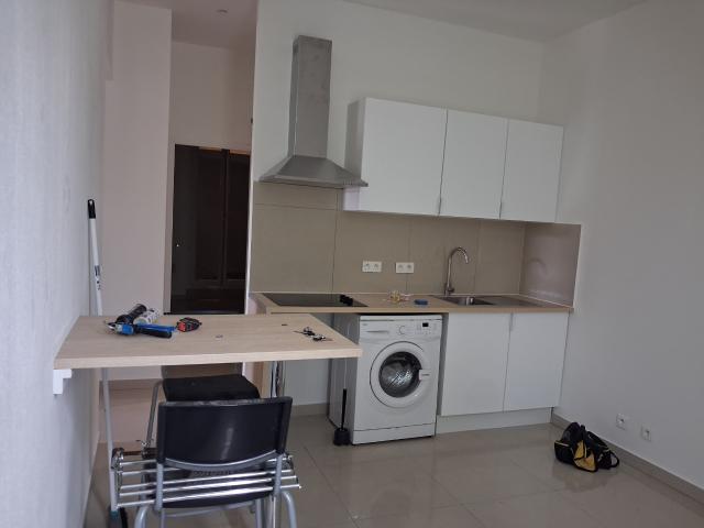 Appartement 2 pièces Route de Bellet 820€