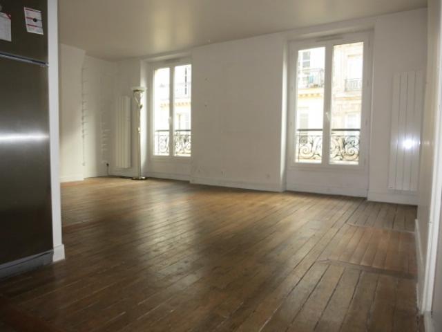 APPARTEMENT 2 PIECES RUE GAY LUSSAC