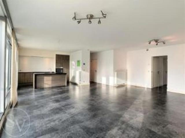 Appartement, 2 slpks, groot terras en garage