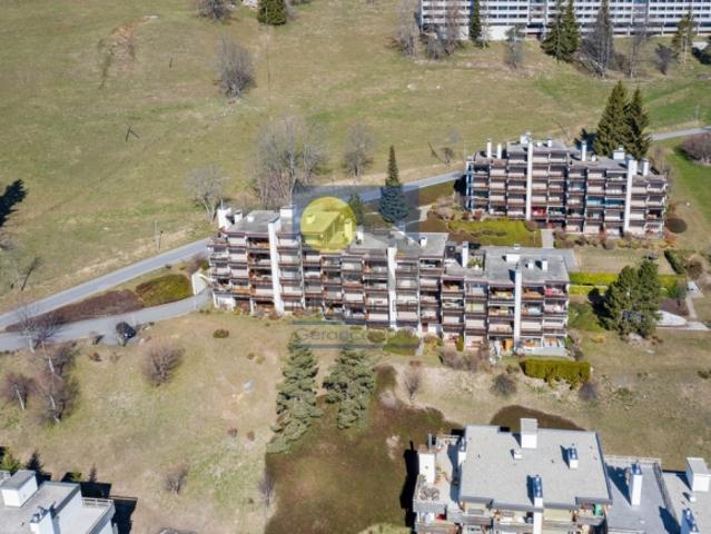 Appartement 2.5 au dernier étage, avec vue dégagée plein sud