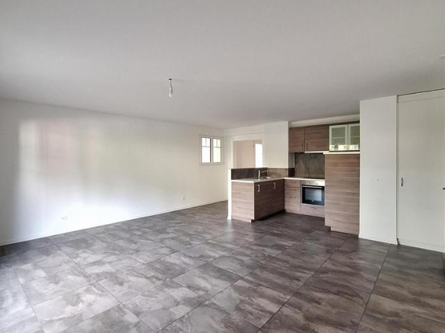Appartement 2,5 pièce au rez de chaussée situé au coeur de Villeneuve