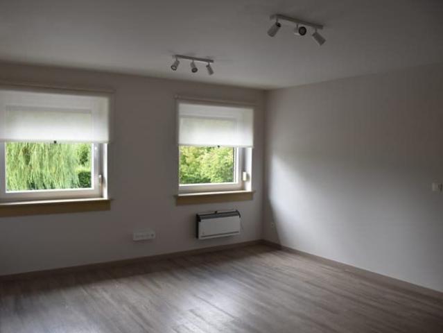 Appartem.2ch,immeuble à 4 unités, situation calme
